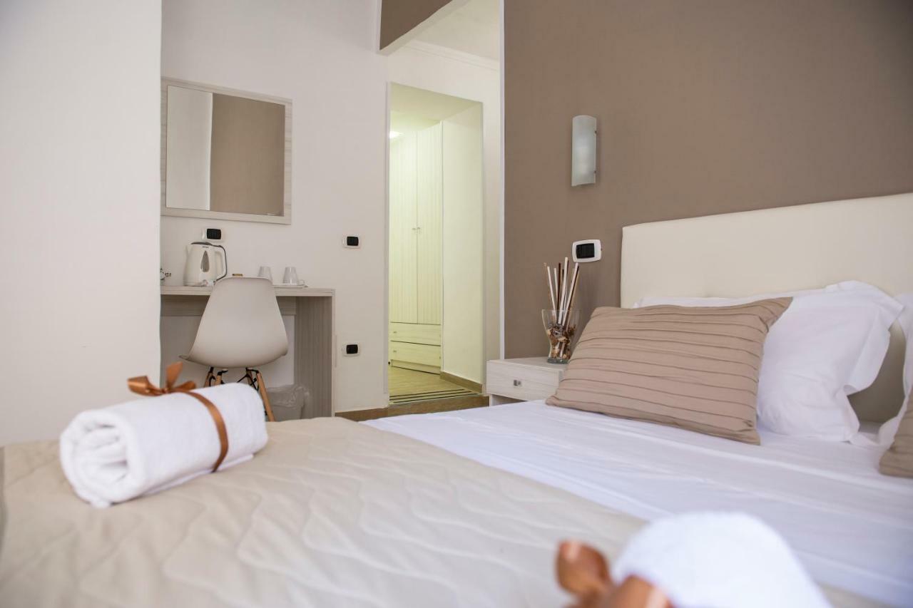 Smeraldo Suite Napels Buitenkant foto