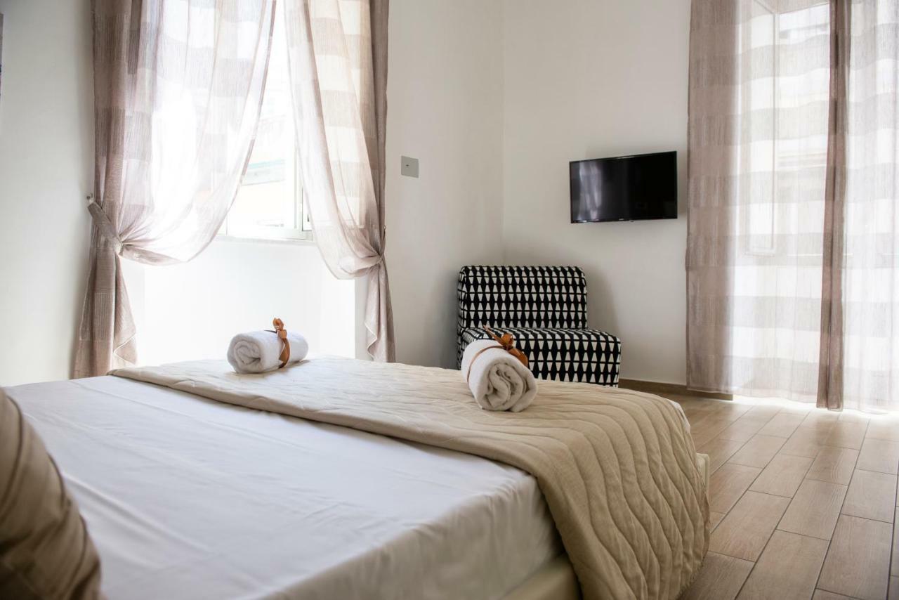 Smeraldo Suite Napels Buitenkant foto
