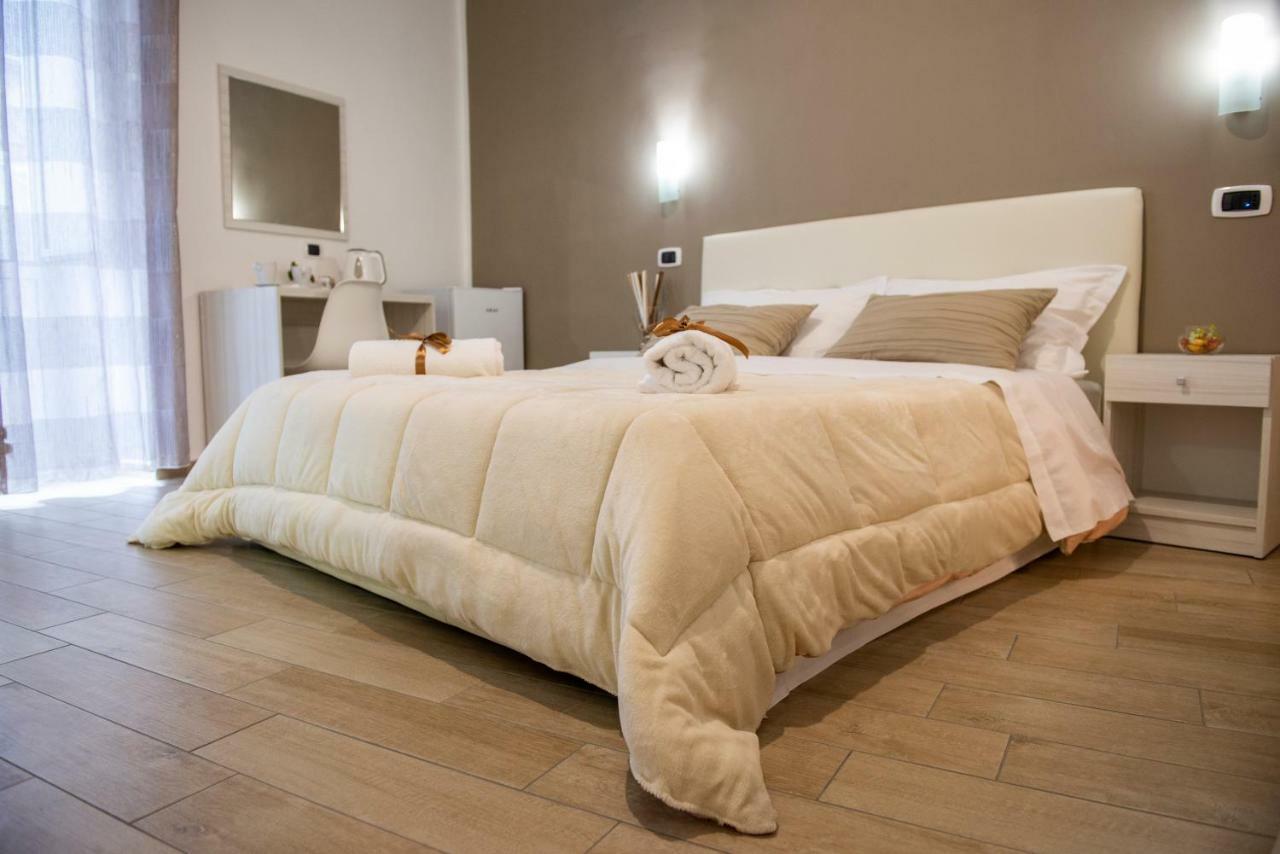 Smeraldo Suite Napels Buitenkant foto